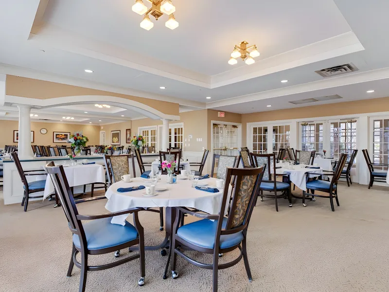 Benchmark Senior Living at Hamden photo 2