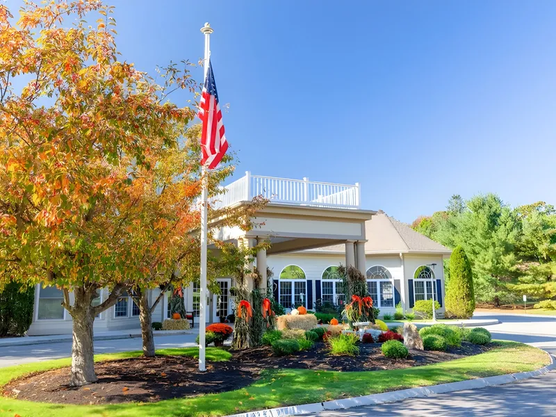 Benchmark Senior Living at Haverhill Crossings photo 2