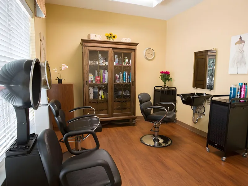 Benchmark Senior Living at Nashua Crossings photo 8