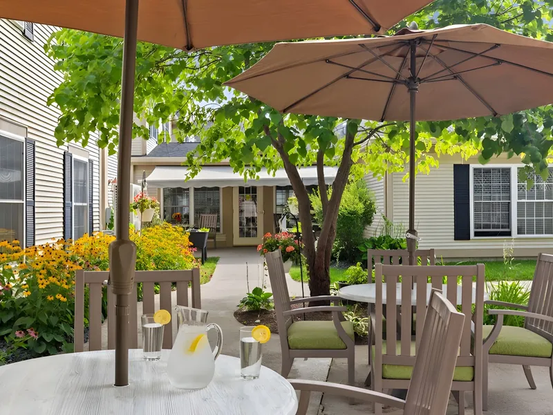 Benchmark Senior Living at Plymouth Crossings photo 4