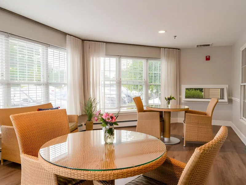 Benchmark Senior Living at Waltham Crossings photo 6