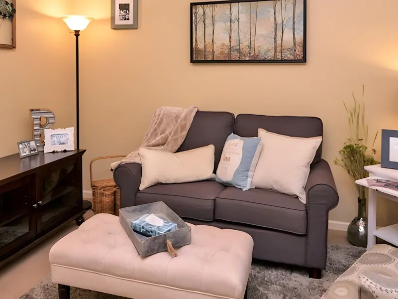 Bickford of St. Charles - senior living in St. Charles, Illinois - photo 3
