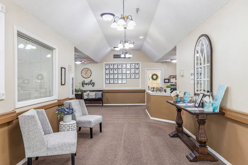 Bluebonnet Court photo 3