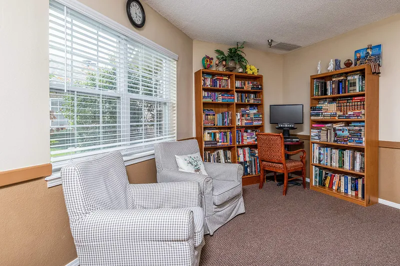 Bluebonnet Court photo 6