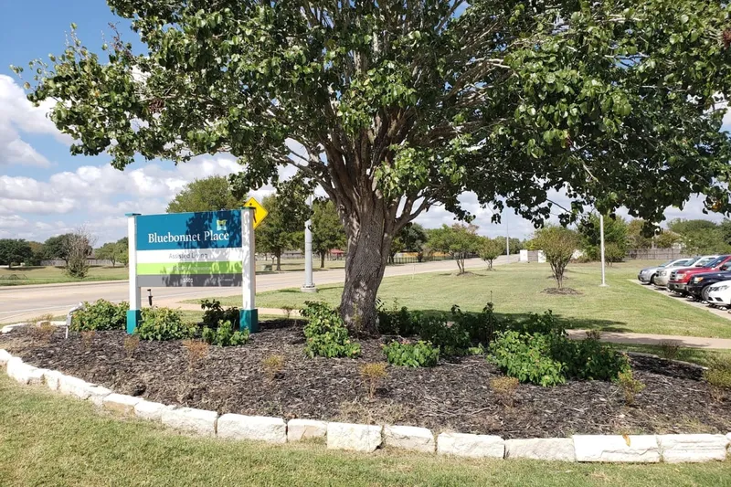 Bluebonnet Court photo 9