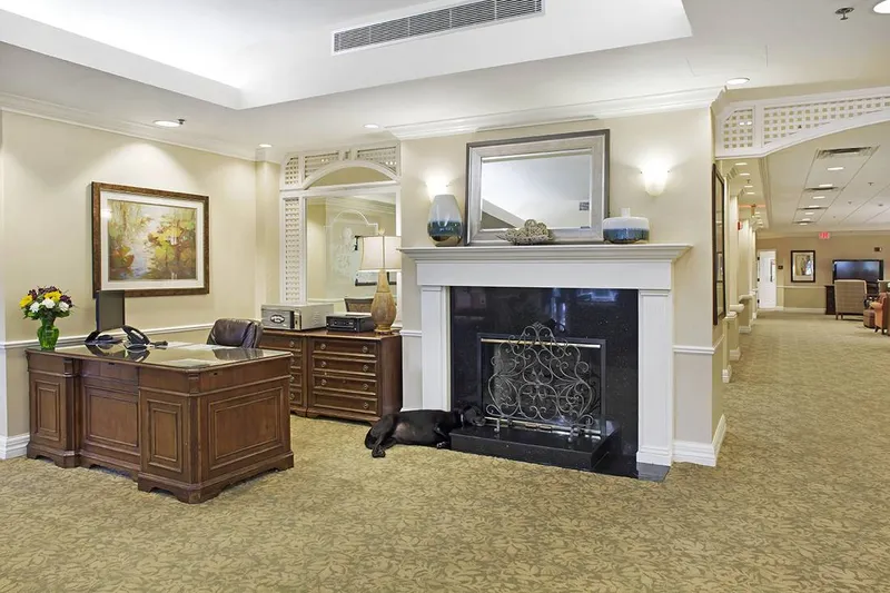 Brighton Gardens of St Charles - senior living in St. Charles, Illinois - photo 6