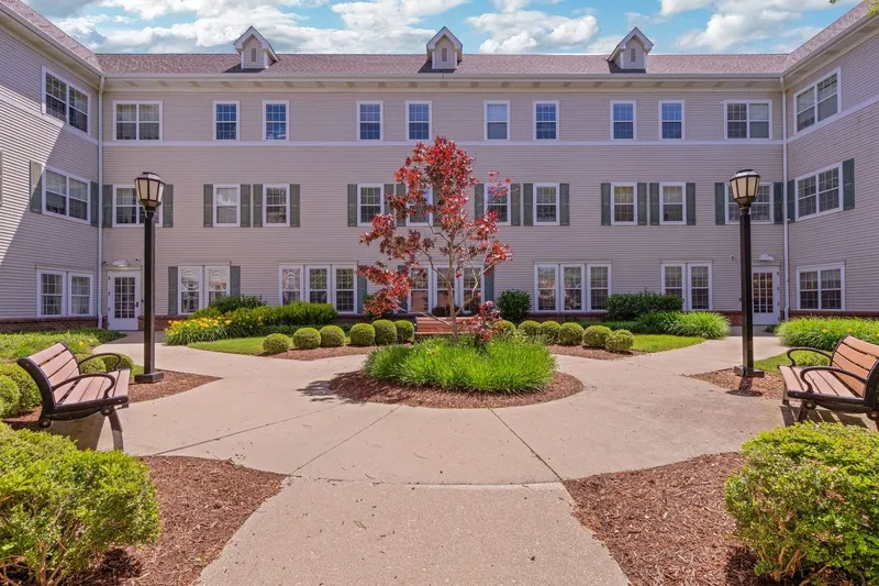 Brighton Gardens of Wheaton photo 4