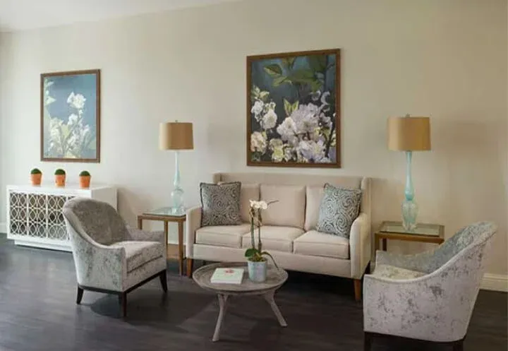 Bristol Park at Eagle Mountain Assisted Living & Memory Care - senior living in Fort Worth, Texas - photo 3