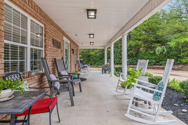 Broadmoor Court photo 4