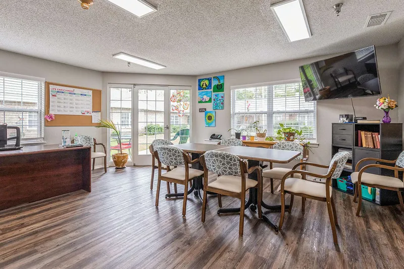 Broadmoor Court photo 6