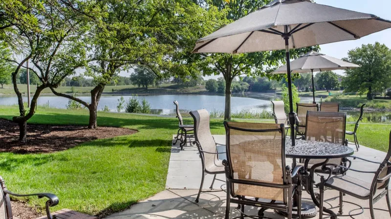 Brookdale at Home Hawthorn Lakes photo 4