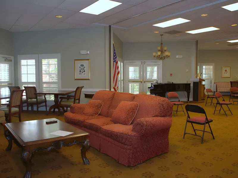 Brookdale Chambrel Williamsburg photo 8