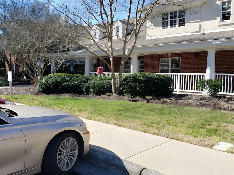 Brookdale Chapel Hill photo 5