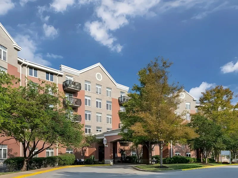 Brookdale Creve Coeur - Independent Living, Assisted Living in St. Louis, Missouri