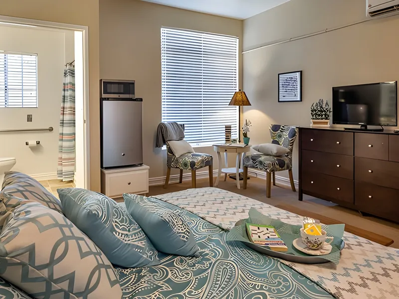 Brookdale Gardens of Tarzana photo 2