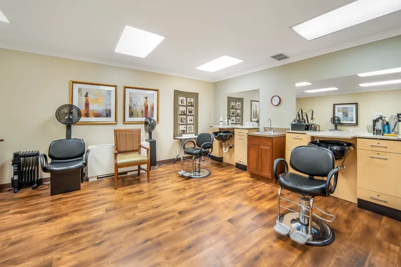Brookdale Hearthstone Moses Lake - senior living in Moses Lake, Washington - photo 2