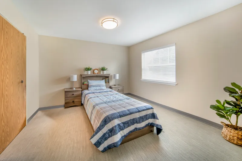 Brookdale Hearthstone Moses Lake - senior living in Moses Lake, Washington - photo 3