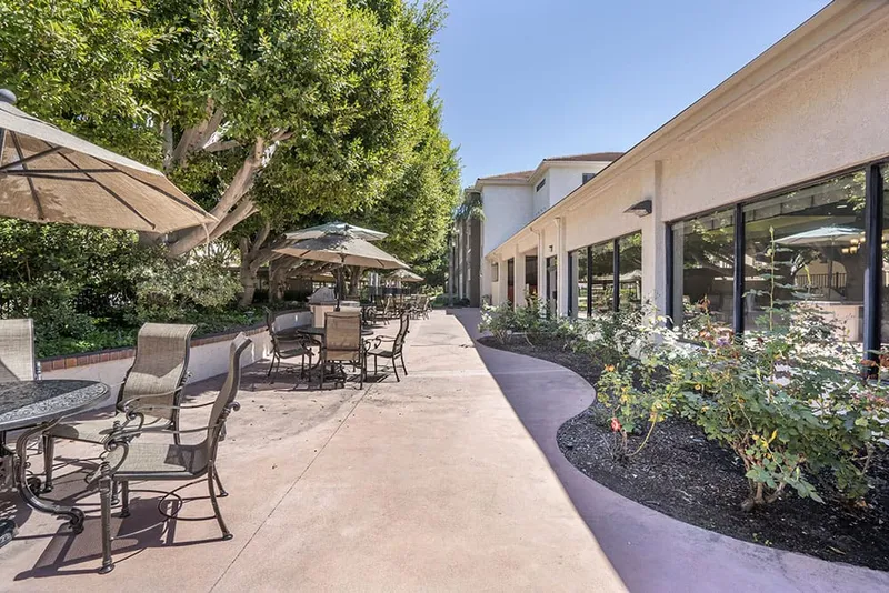 Brookdale Irvine - senior living in Irvine, California - photo 3