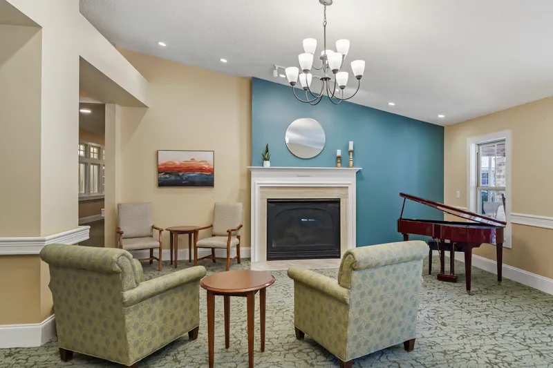 Brookdale Lenoir - senior living in Lenoir, North Carolina - photo 2