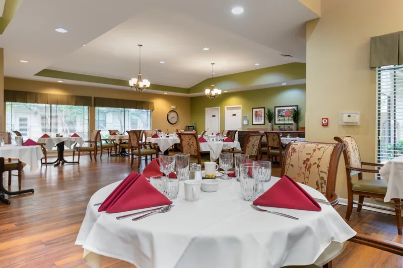 Brookdale Lohmans Crossing - senior living in Lakeway, Texas - photo 2