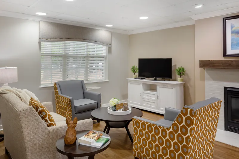Brookdale MacArthur Park - Assisted Living, Memory Care in Cary, North Carolina