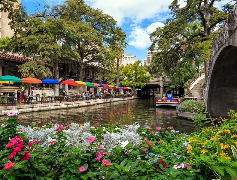 Brookdale Medical Center Kingsley - Assisted Living, Memory Care in San Antonio, Texas