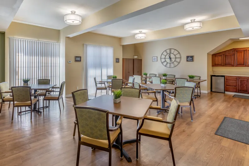 Brookdale North Euclid - senior living in Ontario, California - photo 3