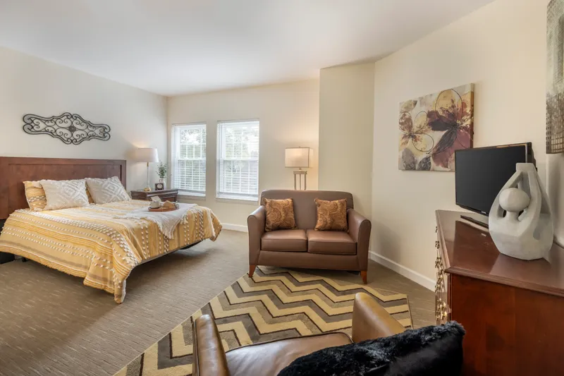 Brookdale Oakwood - senior living in Dayton, Ohio - photo 3