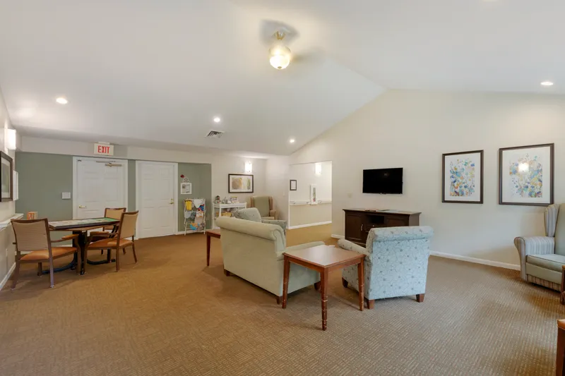 Brookdale Oklahoma City Southwest - senior living in Oklahoma City, Oklahoma - photo 2