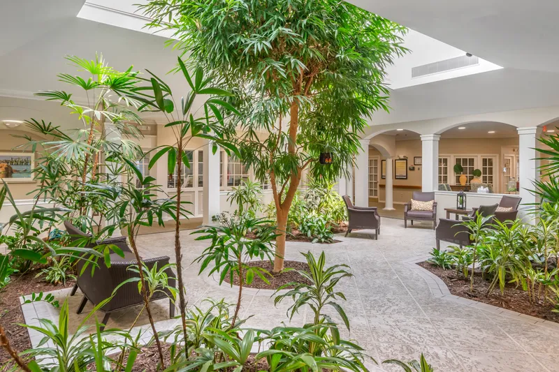 Brookdale Pointe West - senior living in Bradenton, Florida - photo 3