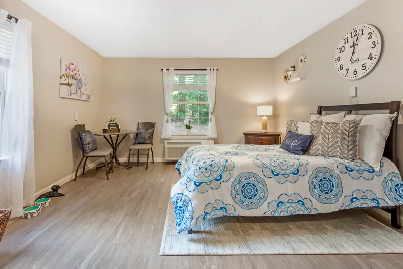 Brookdale Reynolda Road - senior living in Winston Salem, North Carolina - photo 2