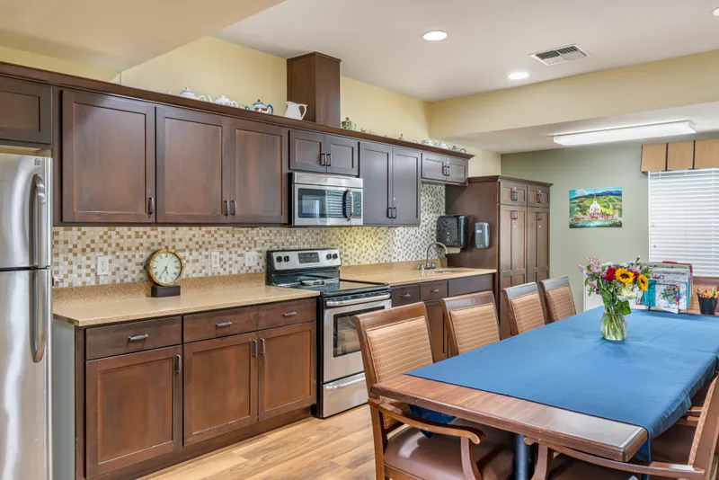 Brookdale River Road - senior living in Keizer, Oregon - photo 3