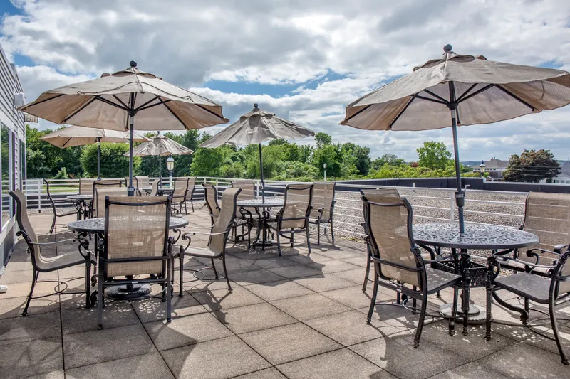 Brookdale Sakonnet Bay - senior living in Tiverton, Rhode Island - photo 11