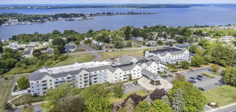 Brookdale Sakonnet Bay - senior living in Tiverton, Rhode Island - photo 2