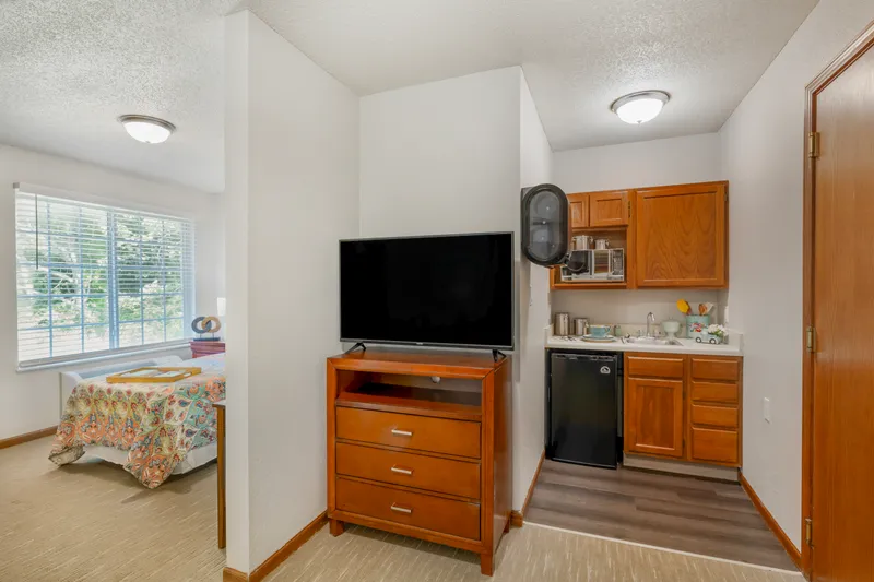 Brookdale Salem - senior living in Salem, Ohio - photo 4