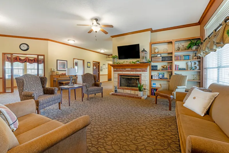 Brookdale Salina Fairdale - senior living in Salina, Kansas - photo 2