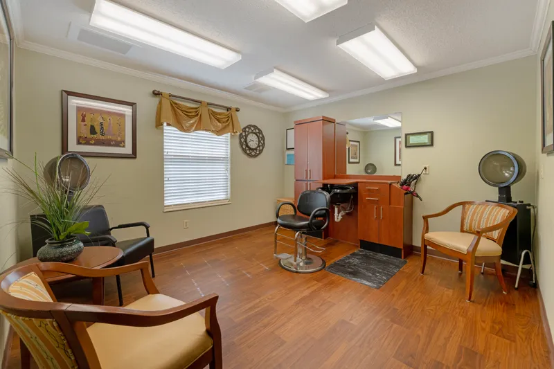 Brookdale Salina Fairdale - senior living in Salina, Kansas - photo 9