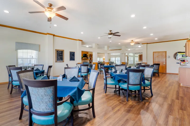 Brookdale Salina Kirwin - senior living in Salina, Kansas - photo 6