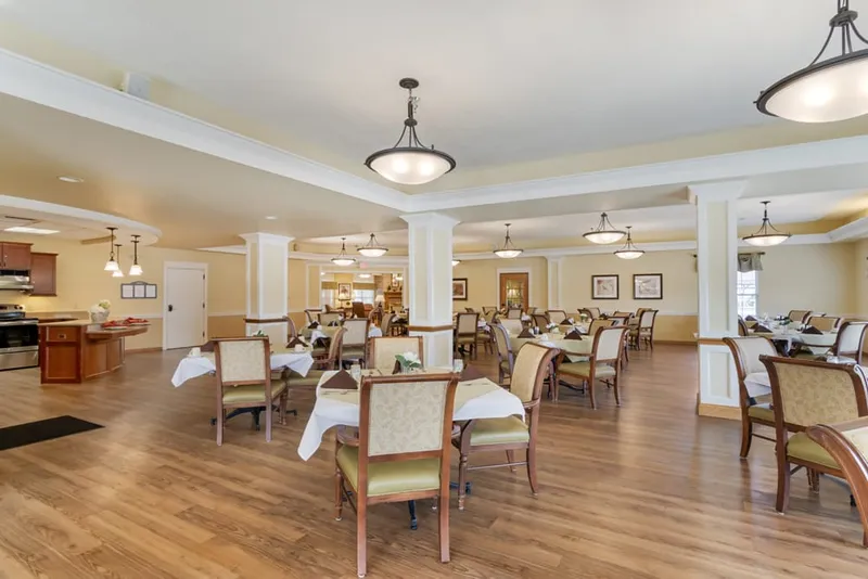Brookdale Sandy Springs - senior living in Maryville, Tennessee - photo 3