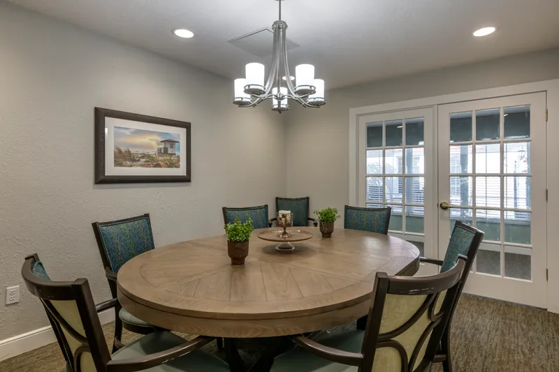 Brookdale Santa Barbara - senior living in Cape Coral, Florida - photo 8