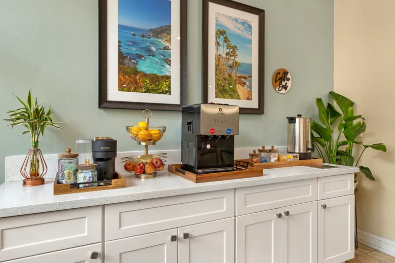 Brookdale Santa Monica Gardens - senior living in Santa Monica, California - photo 2