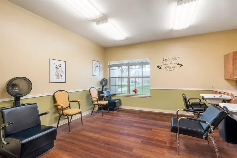Brookdale Shreveport - senior living in Shreveport, Louisiana - photo 7