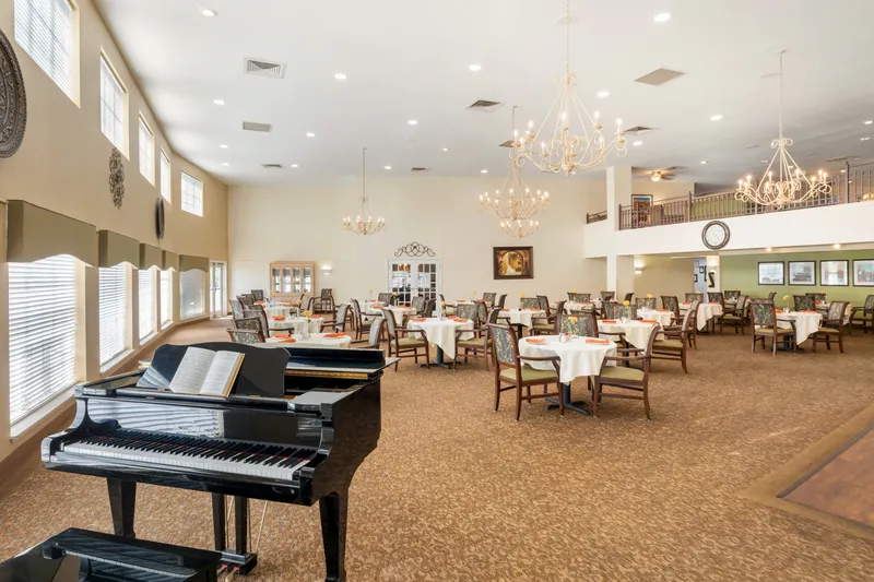 Brookdale Sikes Lake - senior living in Wichita Falls, Texas - photo 7
