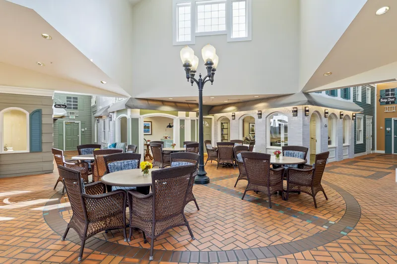 Brookdale Silver Lake - senior living in Everett, Washington - photo 5