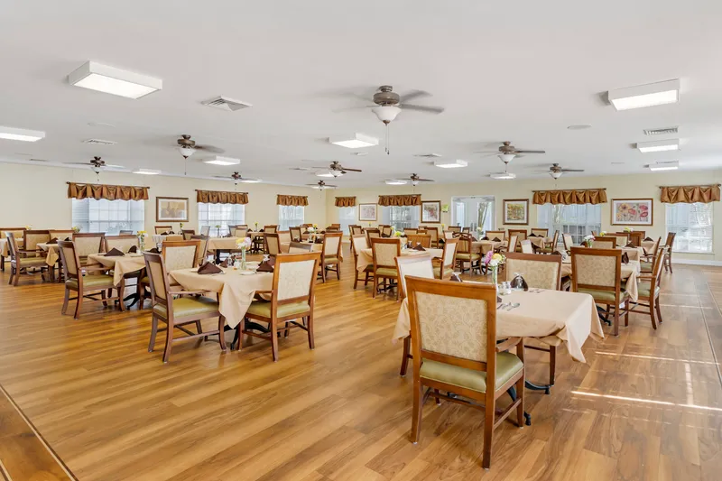 Brookdale Southpoint - senior living in Jacksonville, Florida - photo 2