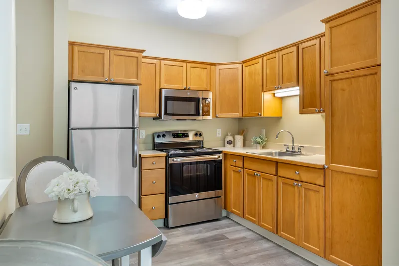 Brookdale Spruce Wood - senior living in Durham, New Hampshire - photo 3