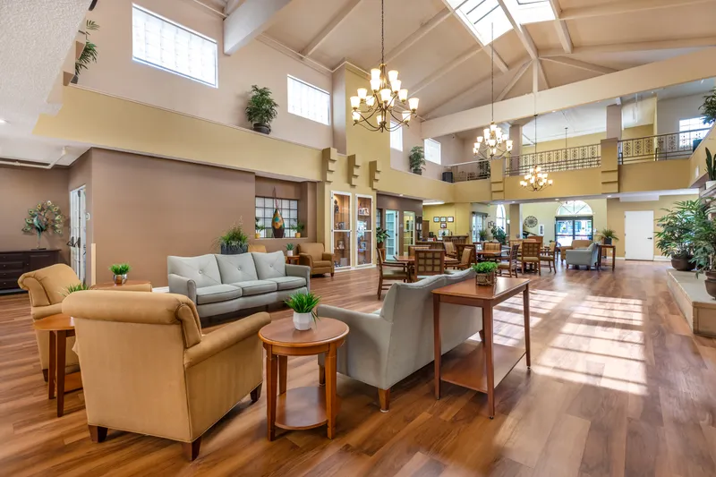 Brookdale Sunwest - senior living in Hemet, California - photo 2