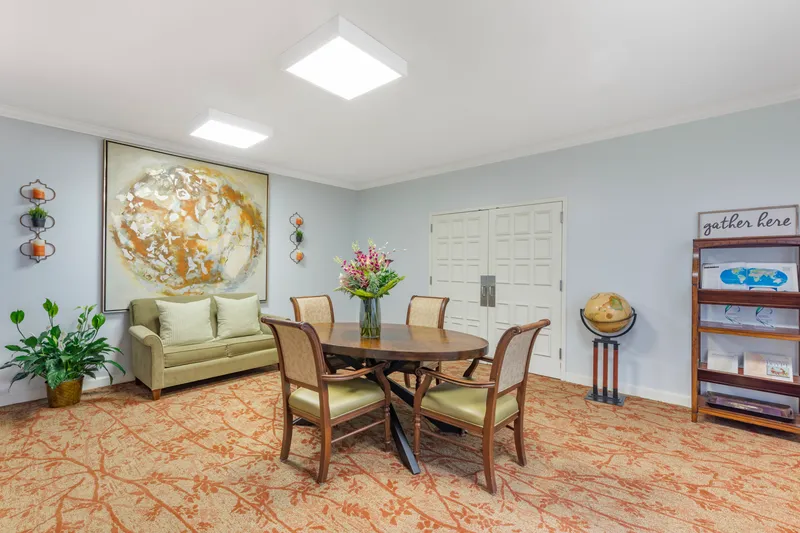 Brookdale Tanglewood Oaks - senior living in Fort Worth, Texas - photo 2