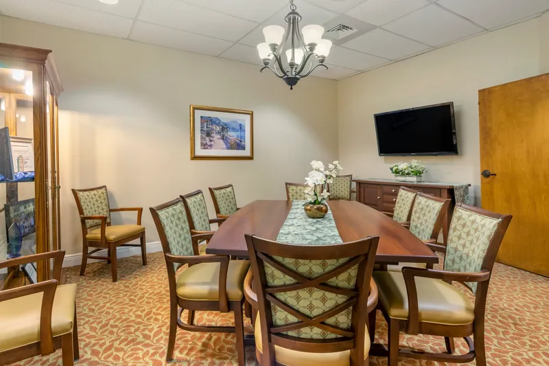 Brookdale Tarpon Springs - senior living in Tarpon Springs, Florida - photo 2