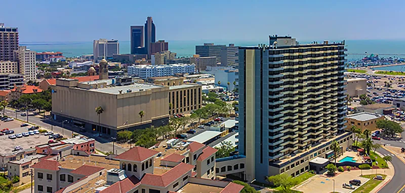 Brookdale Trinity Towers - senior living in Corpus Christi, Texas - photo 2